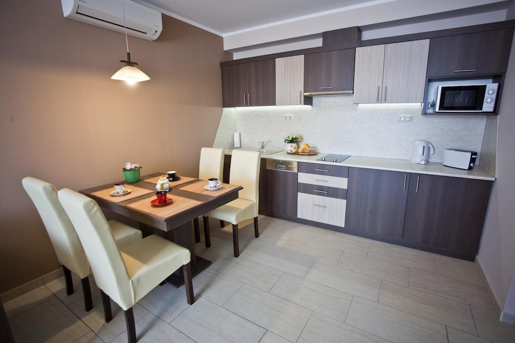 Ametiszt Apartman Appartamento Sárvár Camera foto